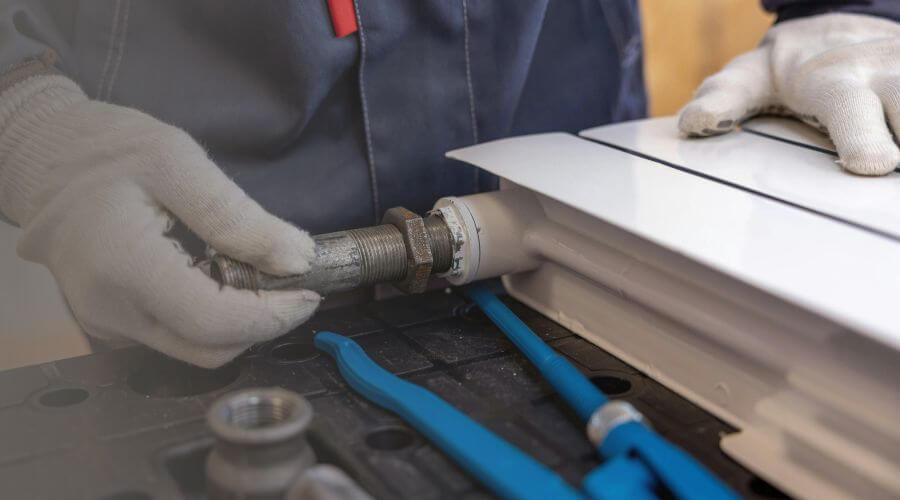 Professional emergency plumbing in California, MD